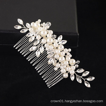 Handmade bridal hair comb made by pearls and crystals